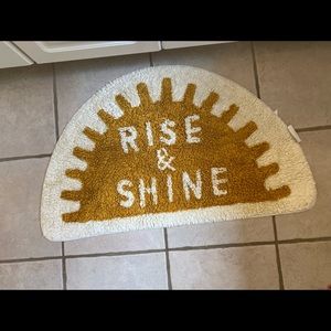 Bath mat! Rise and shine